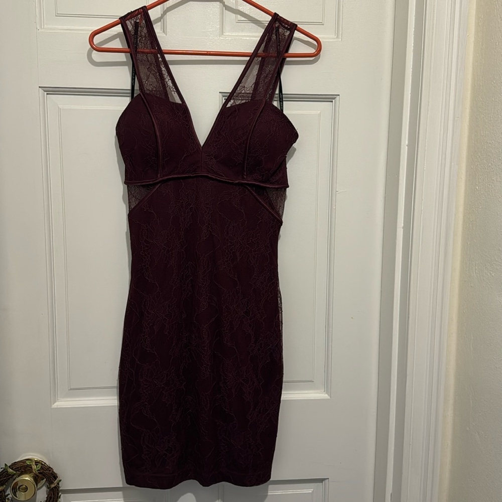 EUC Guess Los Angeles Burgundy Lace Mini Dress Size 2